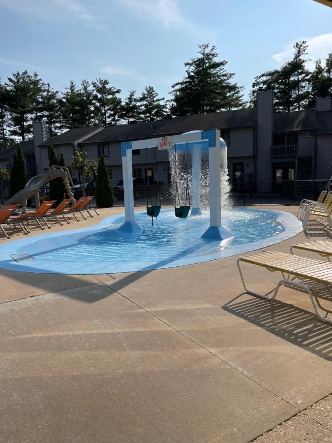 Caribbean Club Resort Wisconsin Dells Exterior foto